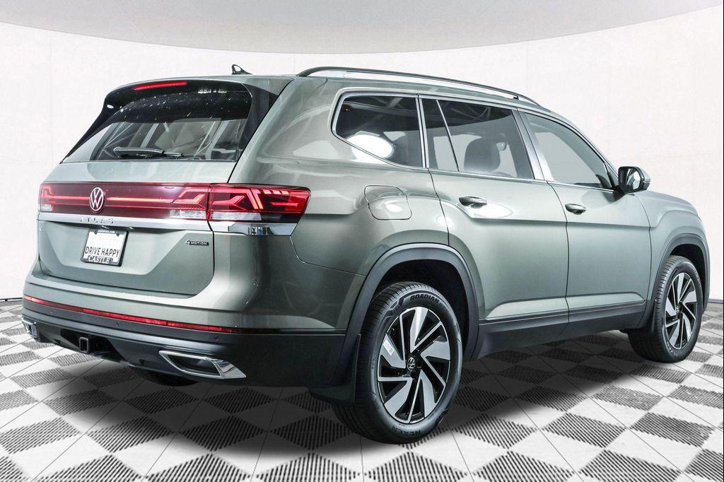 new 2026 Volkswagen Atlas car, priced at $46,164