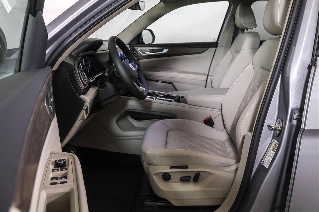 new 2026 Volkswagen Atlas car, priced at $53,493