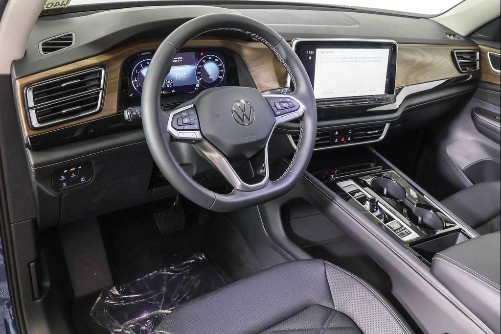 new 2026 Volkswagen Atlas car, priced at $45,028