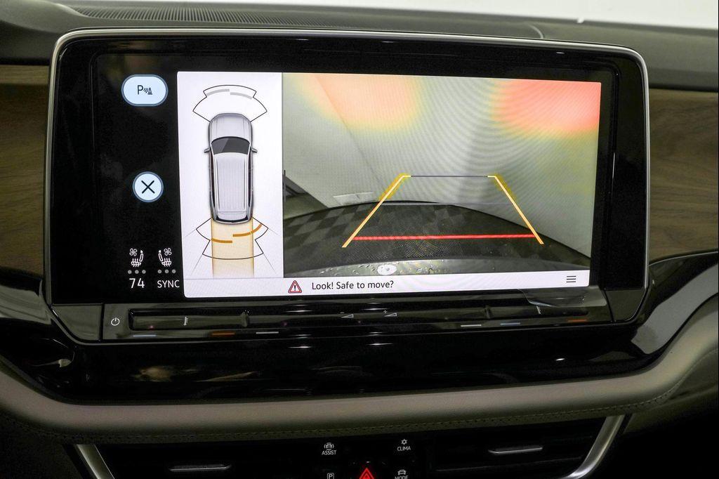 new 2026 Volkswagen Atlas car, priced at $45,875