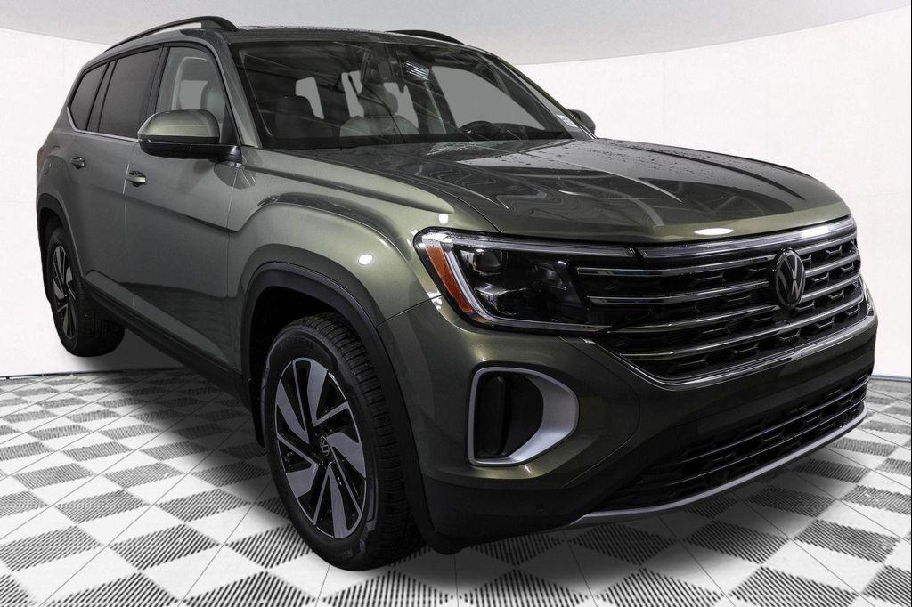 new 2026 Volkswagen Atlas car, priced at $45,875