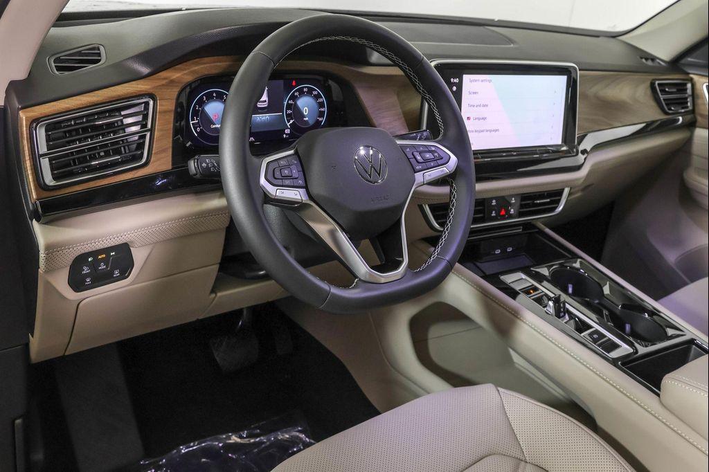 new 2026 Volkswagen Atlas car, priced at $45,875