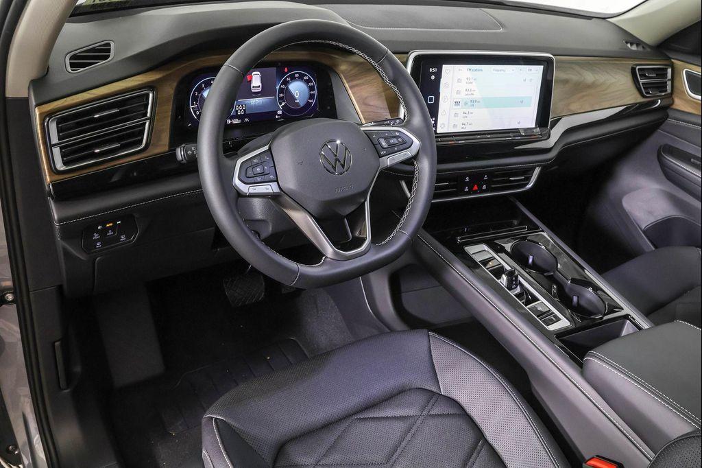 new 2026 Volkswagen Atlas car, priced at $46,676
