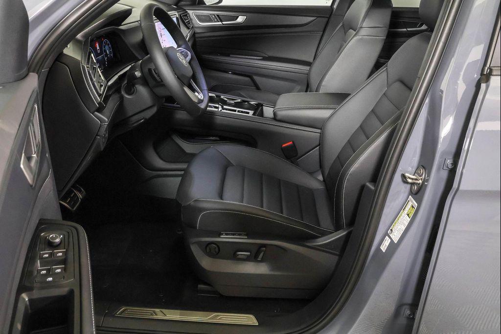 new 2026 Volkswagen Atlas Cross Sport car, priced at $50,667