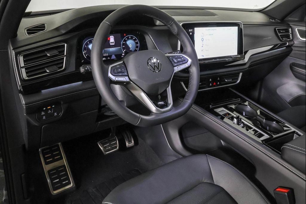 new 2026 Volkswagen Atlas Cross Sport car, priced at $50,667