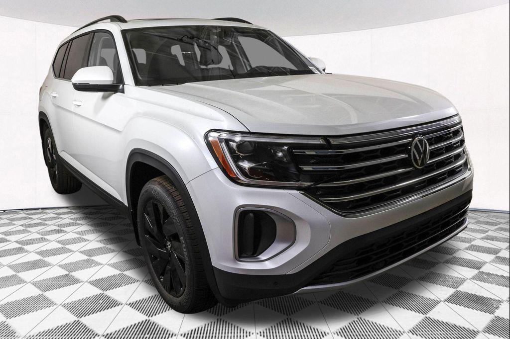 new 2026 Volkswagen Atlas car, priced at $46,771