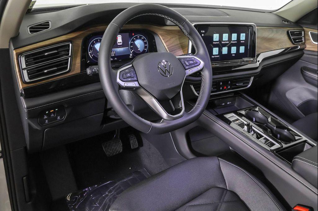 new 2026 Volkswagen Atlas car, priced at $46,771