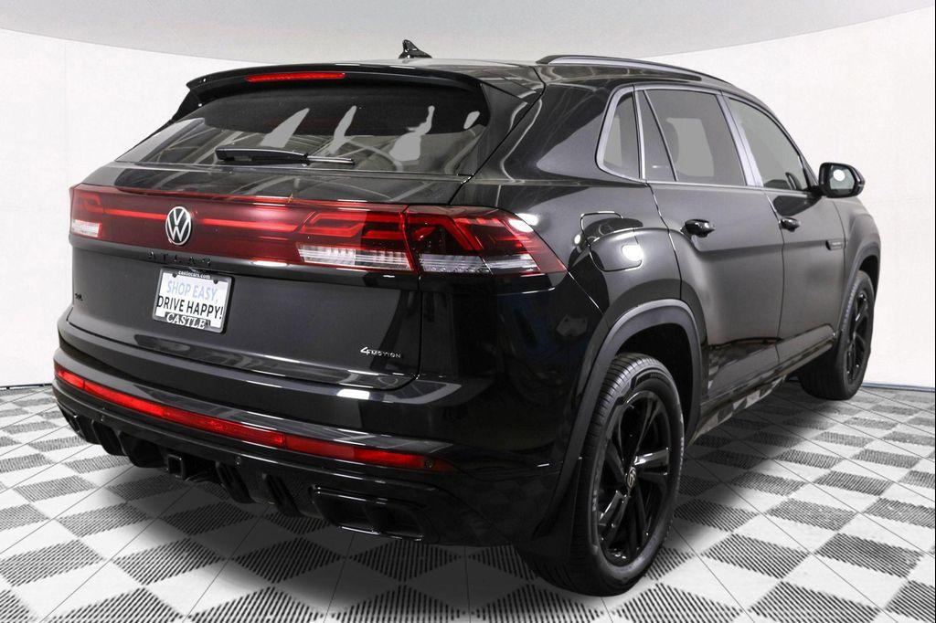 new 2026 Volkswagen Atlas Cross Sport car, priced at $50,300