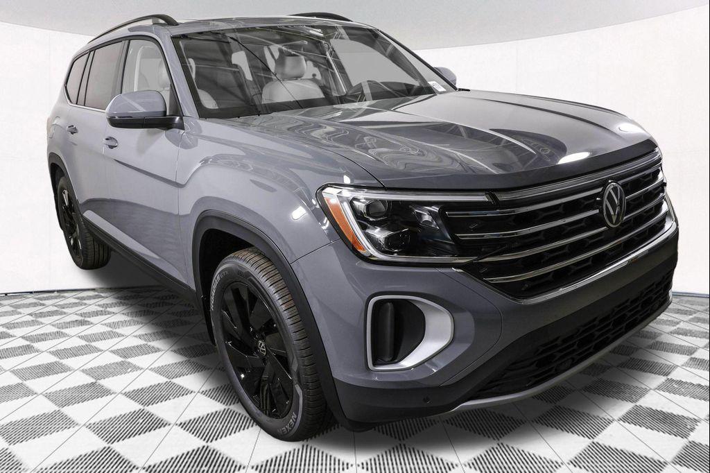 new 2026 Volkswagen Atlas car, priced at $47,211