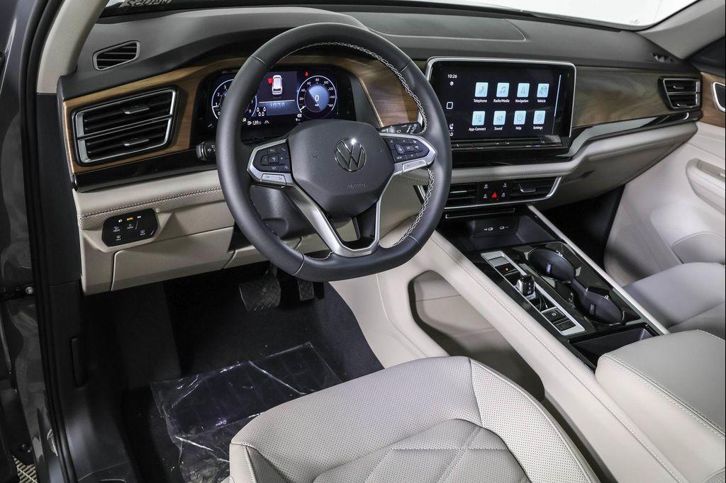 new 2026 Volkswagen Atlas car, priced at $47,211