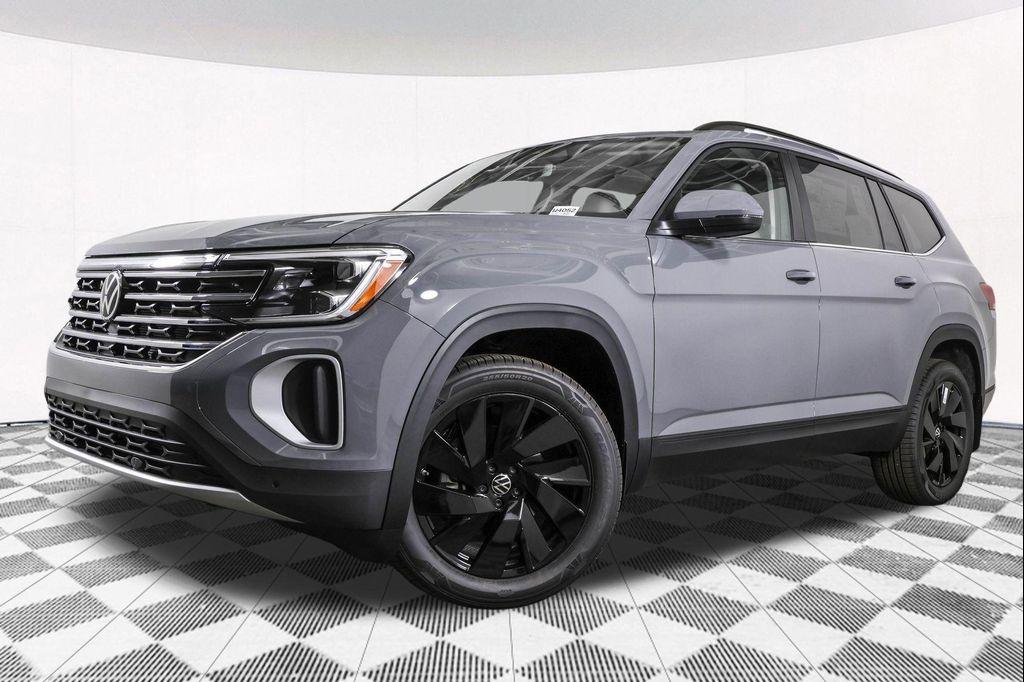 new 2026 Volkswagen Atlas car, priced at $47,211