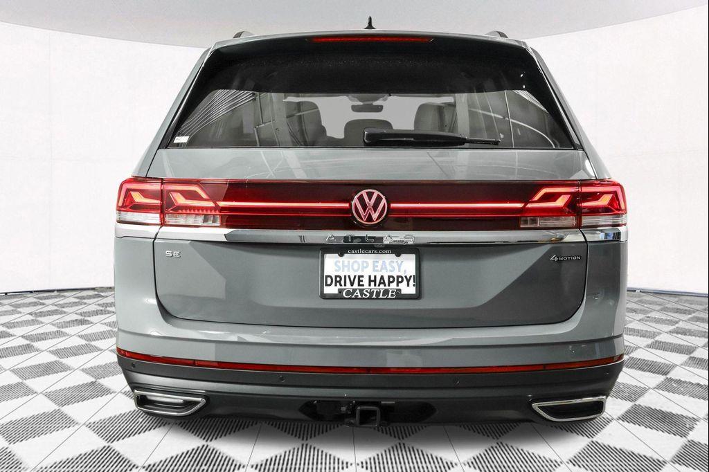 new 2026 Volkswagen Atlas car, priced at $45,581