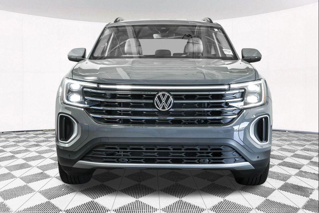 new 2026 Volkswagen Atlas car, priced at $45,581