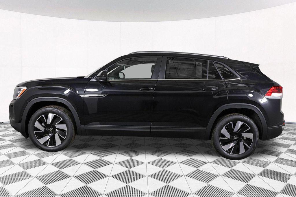 new 2026 Volkswagen Atlas Cross Sport car, priced at $45,203
