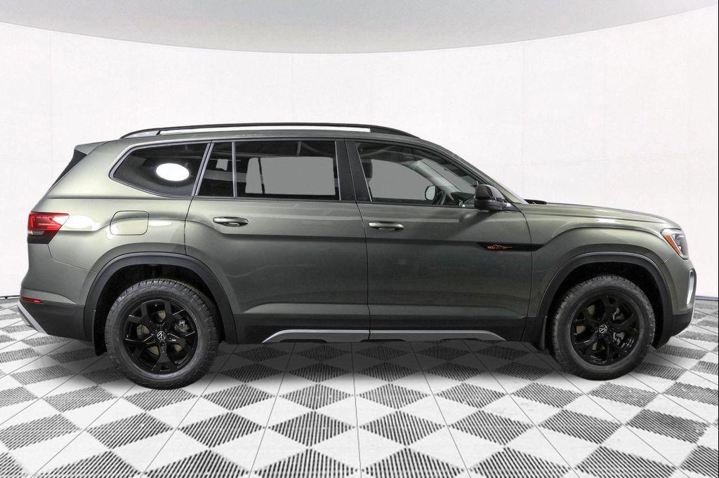 new 2026 Volkswagen Atlas car, priced at $47,383