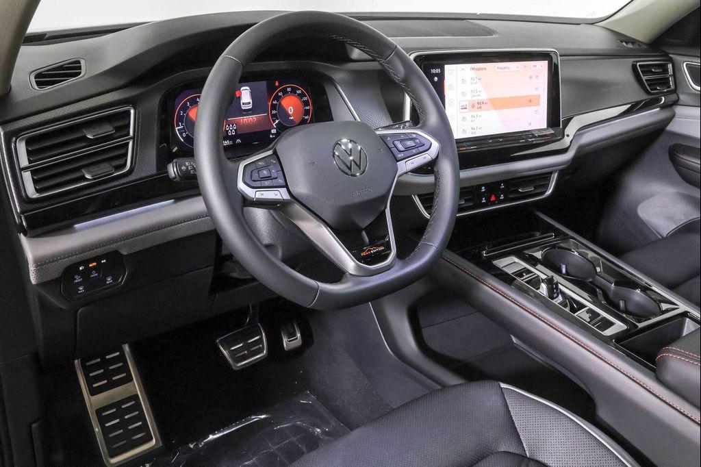 new 2026 Volkswagen Atlas car, priced at $47,383