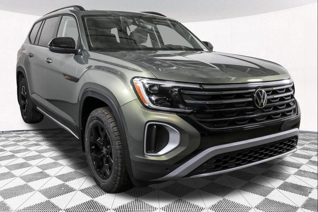 new 2026 Volkswagen Atlas car, priced at $47,383