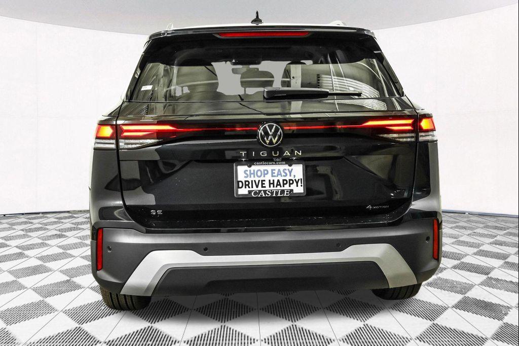 new 2025 Volkswagen Tiguan car, priced at $35,155