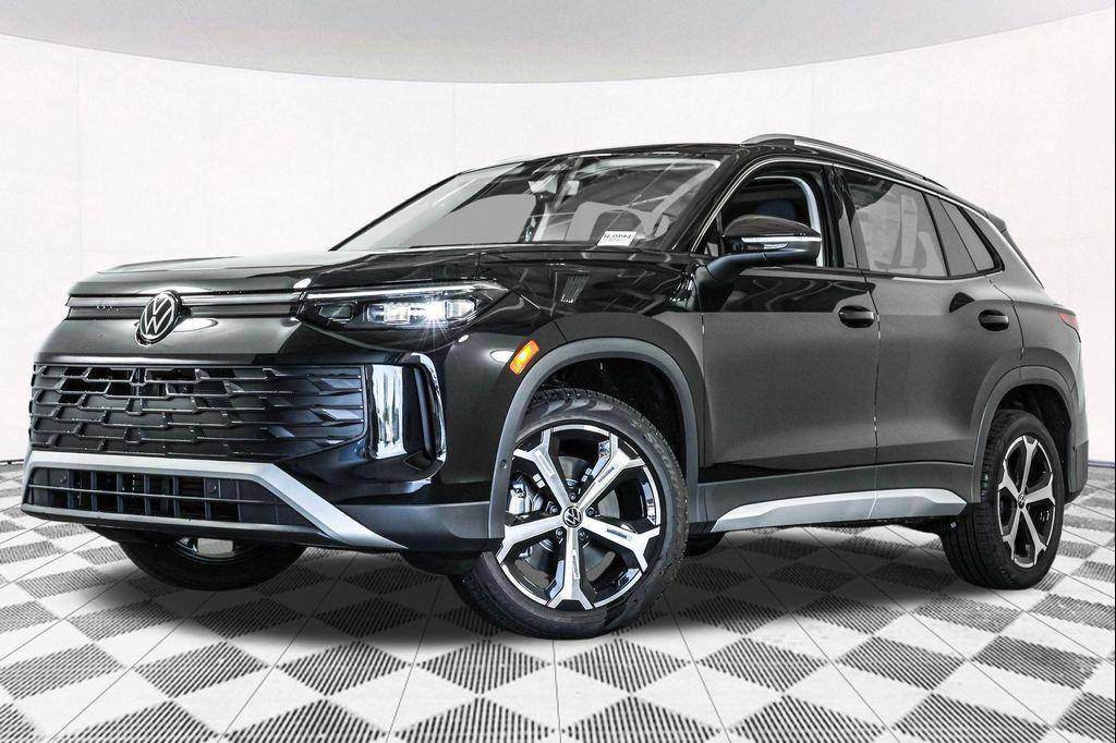 new 2025 Volkswagen Tiguan car, priced at $35,155