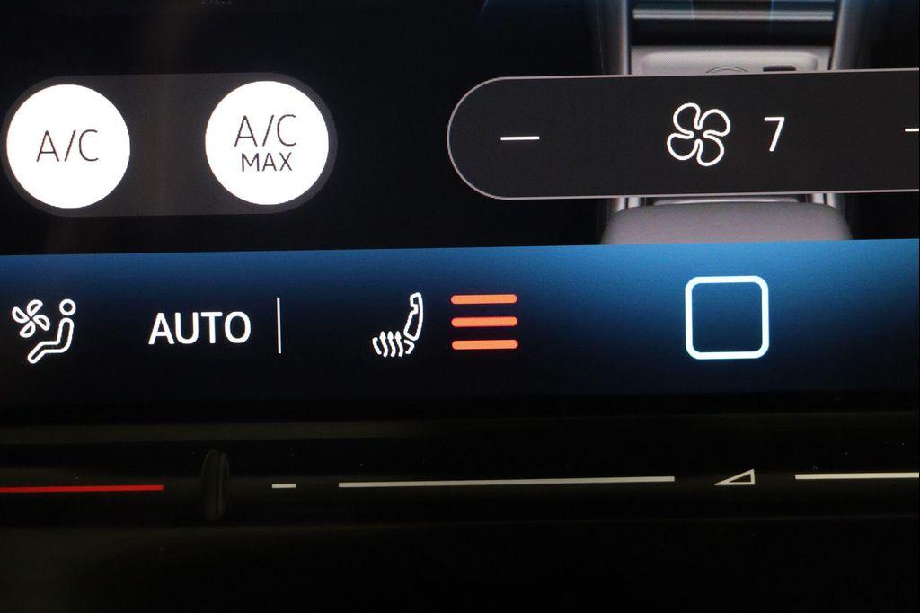 new 2025 Volkswagen Tiguan car, priced at $35,369