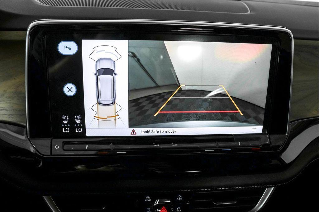 new 2026 Volkswagen Atlas car, priced at $45,742