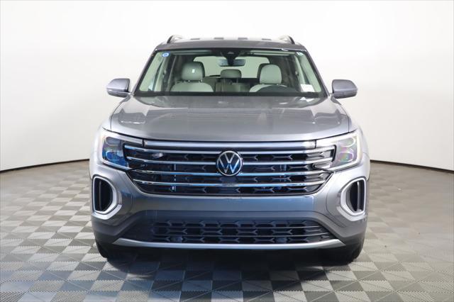 new 2024 Volkswagen Atlas car, priced at $38,153