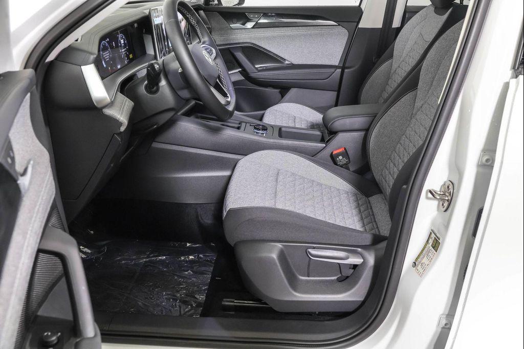 new 2025 Volkswagen Tiguan car, priced at $31,370