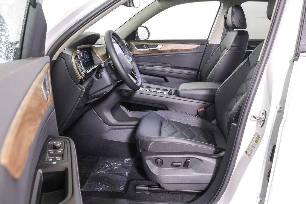 new 2026 Volkswagen Atlas car, priced at $41,088