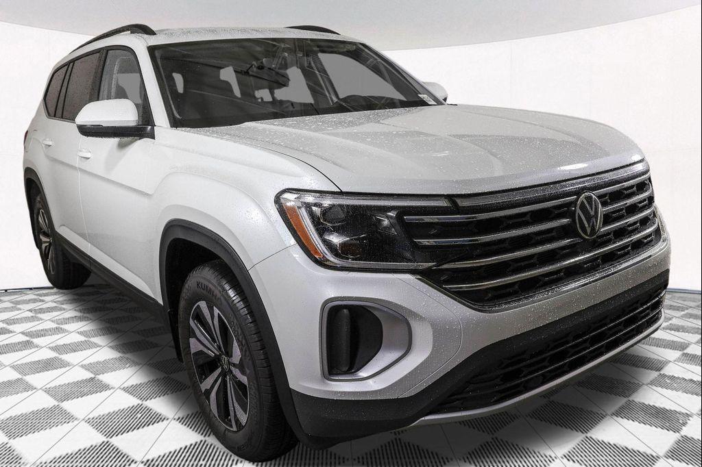 new 2026 Volkswagen Atlas car, priced at $41,088