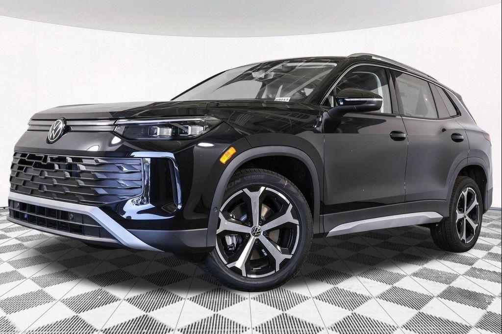 new 2025 Volkswagen Tiguan car, priced at $33,994