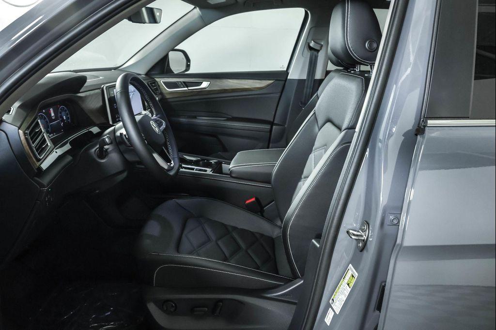 new 2026 Volkswagen Atlas car, priced at $47,369