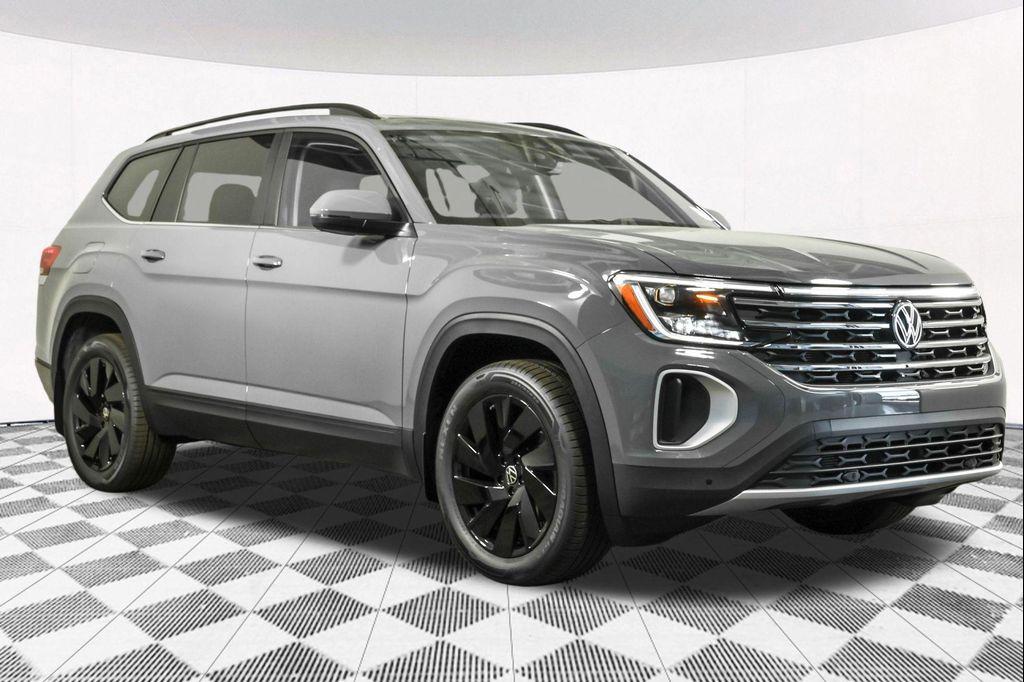 new 2026 Volkswagen Atlas car, priced at $47,369