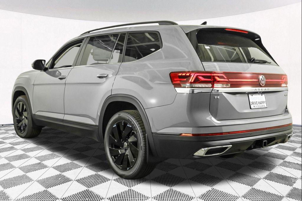 new 2026 Volkswagen Atlas car, priced at $47,369