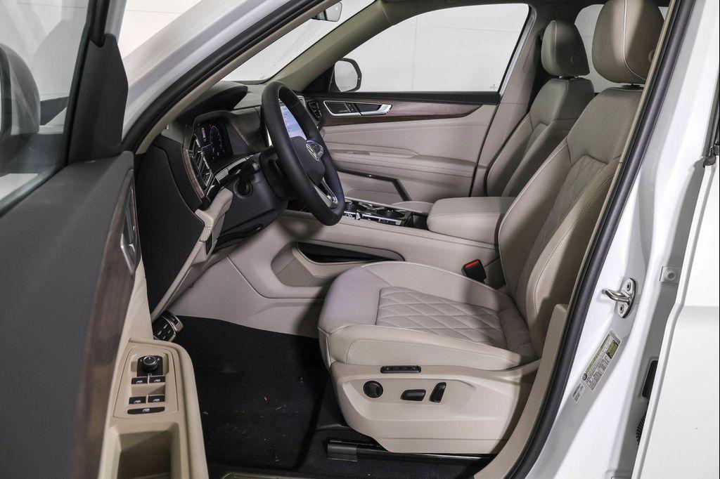 new 2026 Volkswagen Atlas car, priced at $53,930