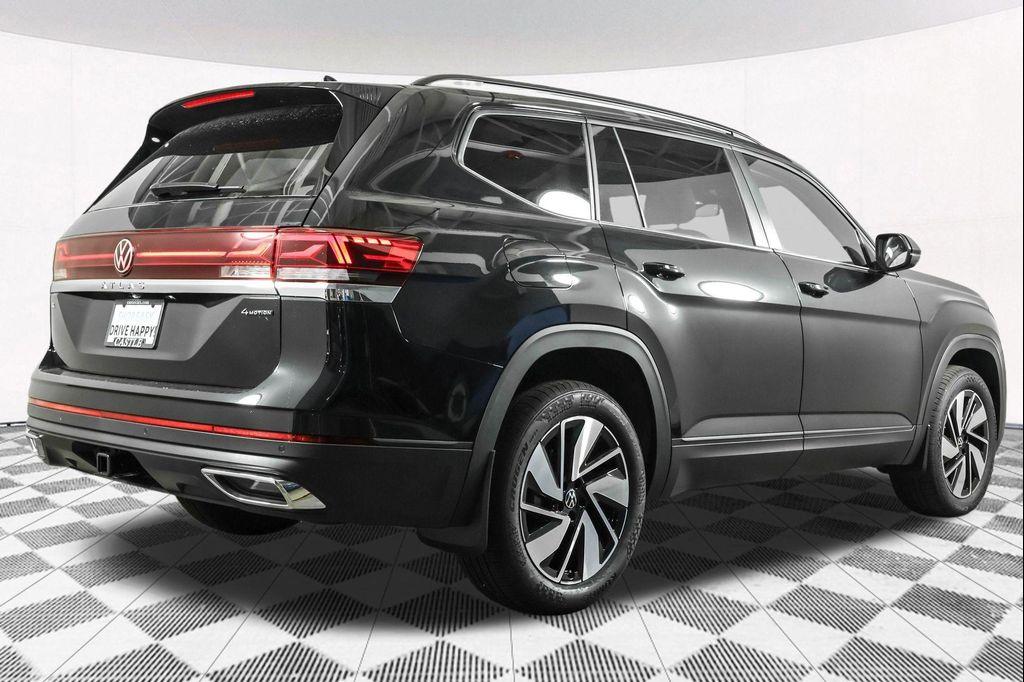 new 2026 Volkswagen Atlas car, priced at $44,632