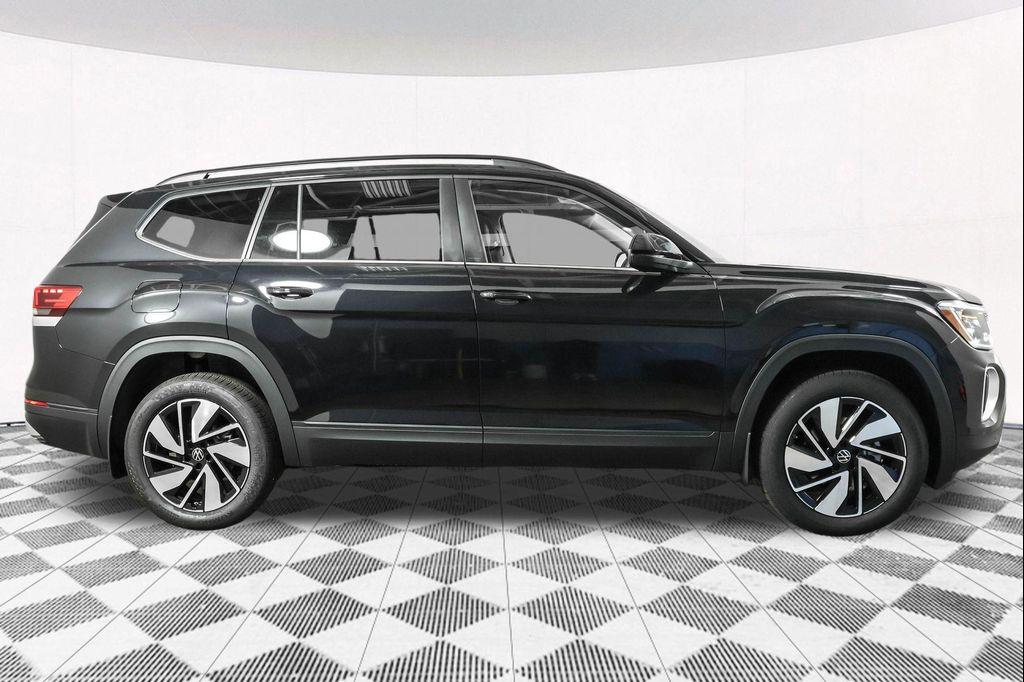 new 2026 Volkswagen Atlas car, priced at $44,632
