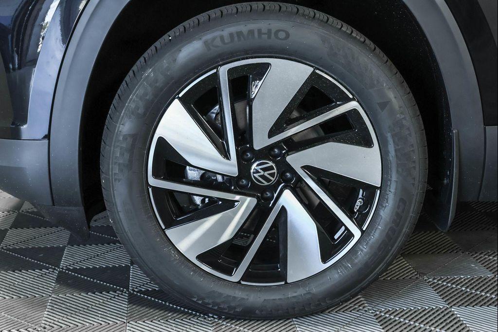 new 2026 Volkswagen Atlas car, priced at $44,632