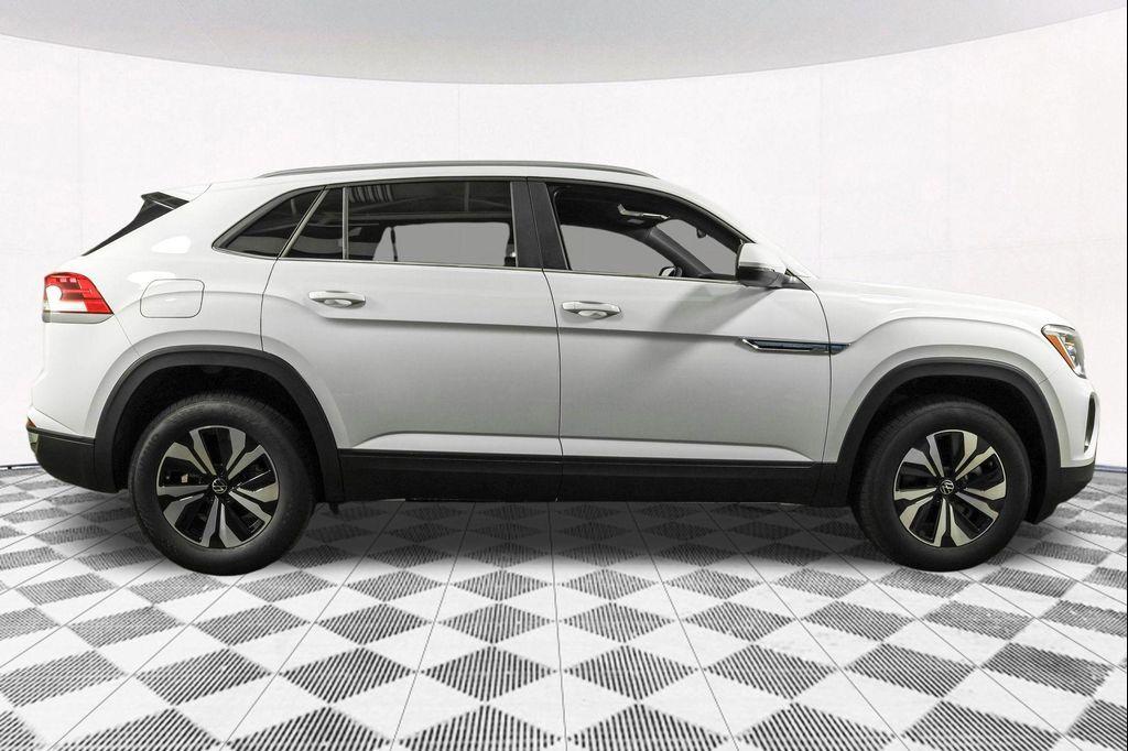 new 2025 Volkswagen Atlas Cross Sport car, priced at $34,264