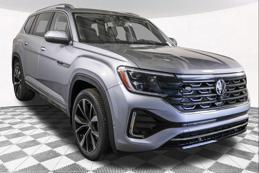 new 2026 Volkswagen Atlas car, priced at $54,061