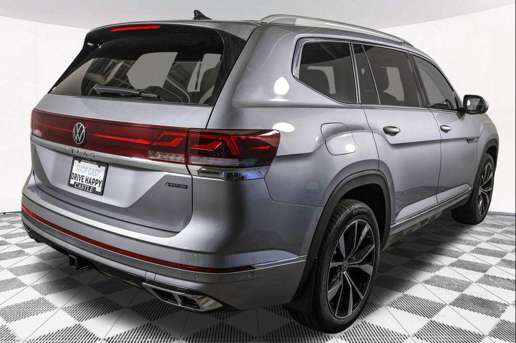 new 2026 Volkswagen Atlas car, priced at $54,061