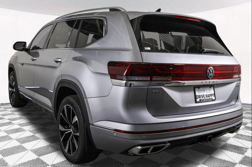 new 2026 Volkswagen Atlas car, priced at $54,061