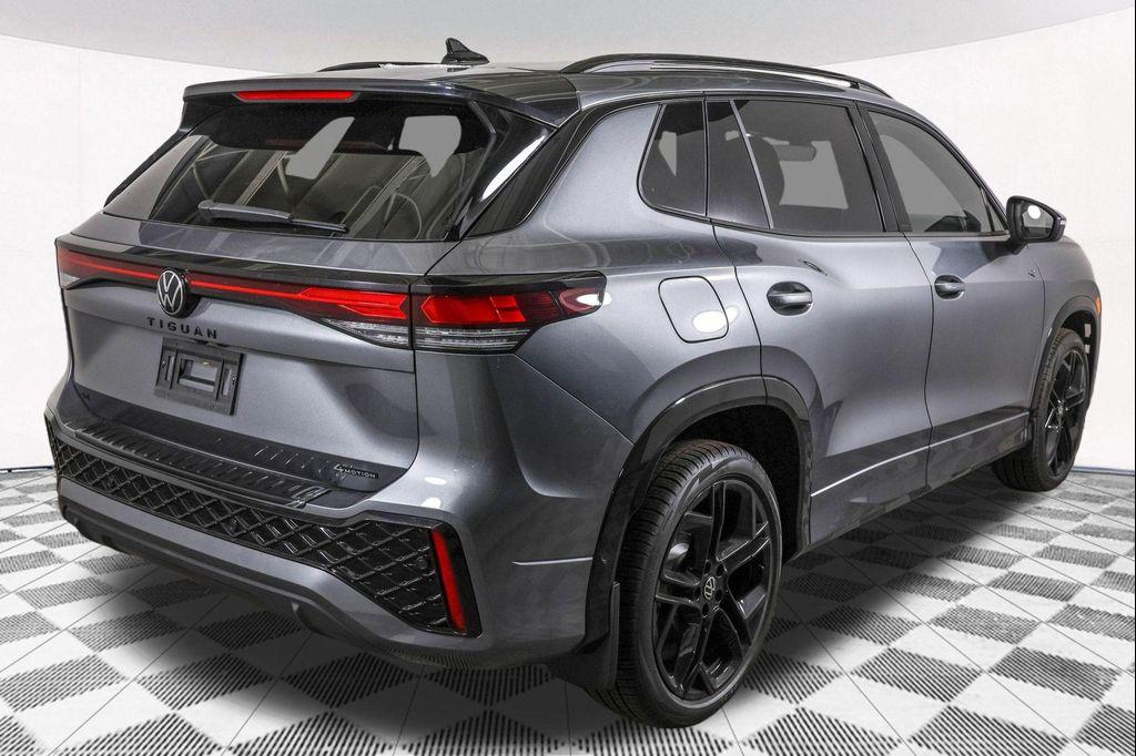 new 2025 Volkswagen Tiguan car, priced at $37,677