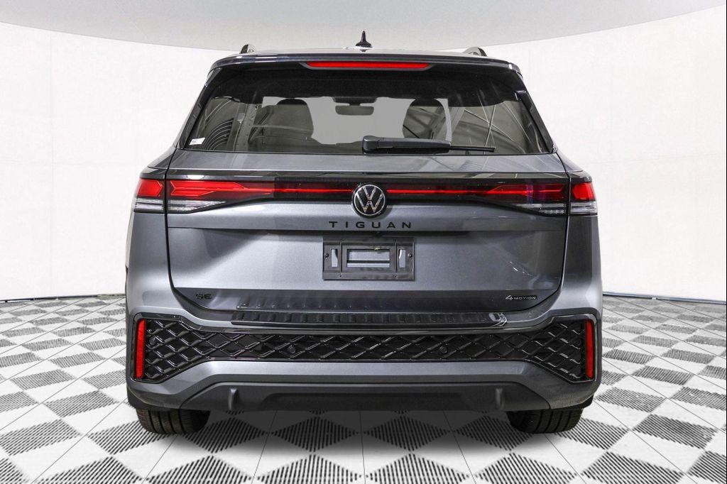 new 2025 Volkswagen Tiguan car, priced at $37,677