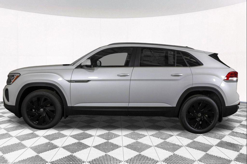 new 2026 Volkswagen Atlas Cross Sport car, priced at $46,468