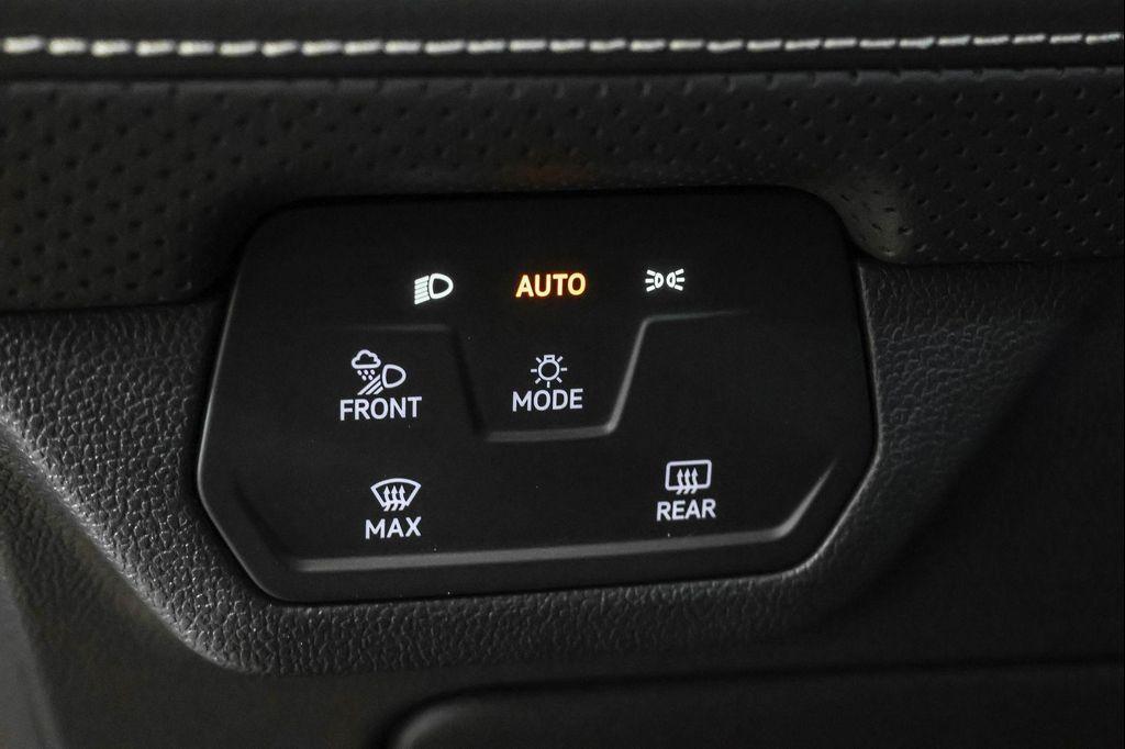 new 2026 Volkswagen Atlas car, priced at $45,581