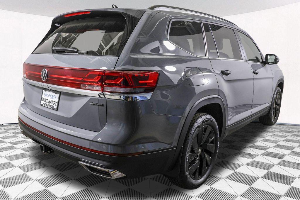 new 2026 Volkswagen Atlas car, priced at $45,581