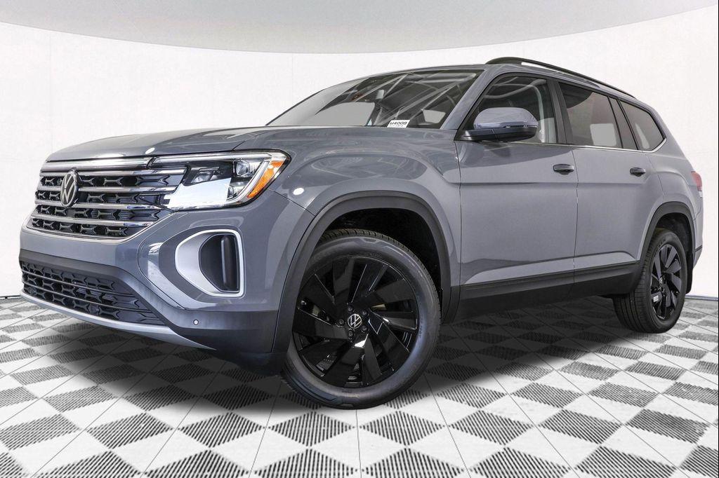 new 2026 Volkswagen Atlas car, priced at $45,581