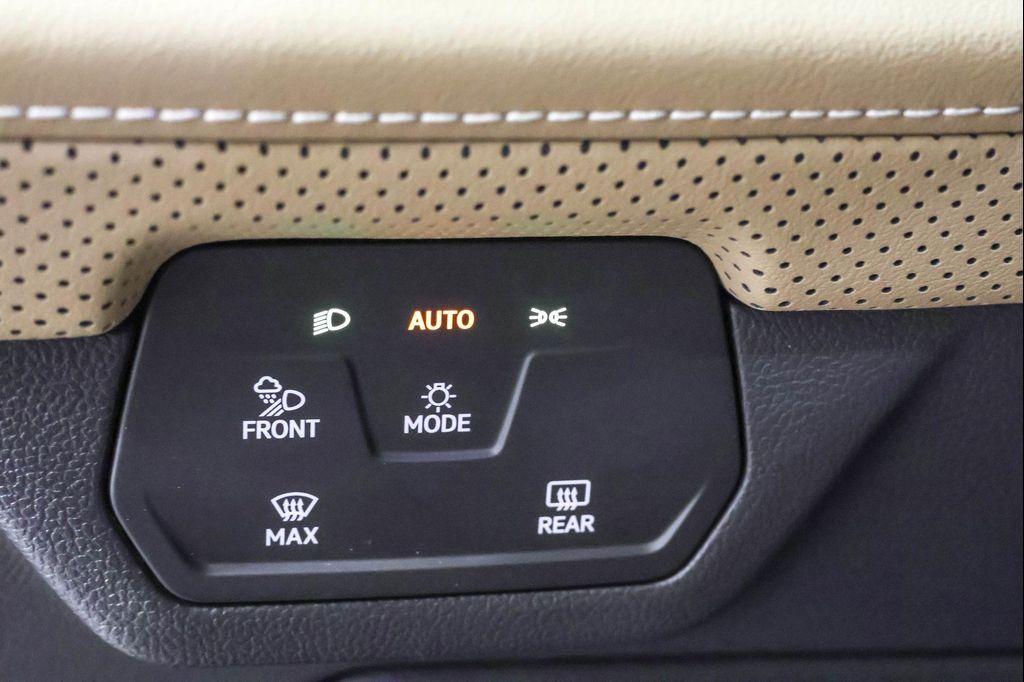 new 2026 Volkswagen Atlas Cross Sport car, priced at $44,122