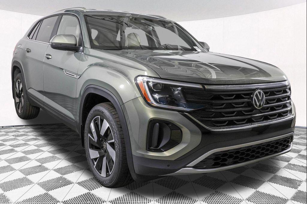new 2026 Volkswagen Atlas Cross Sport car, priced at $44,122