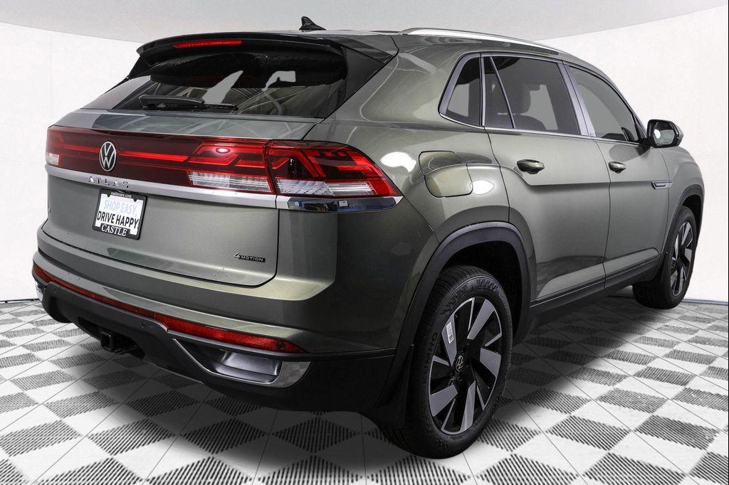 new 2026 Volkswagen Atlas Cross Sport car, priced at $44,122